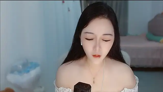 Amy-cnbaby online show from August 6, 1:51 am