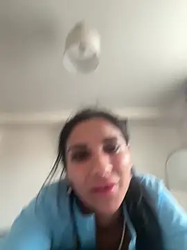 Snapshot of Miss_juicybabes chatting on May 2, 5:40 pm Miss juicybabes online show from May 2, 5:40 pm