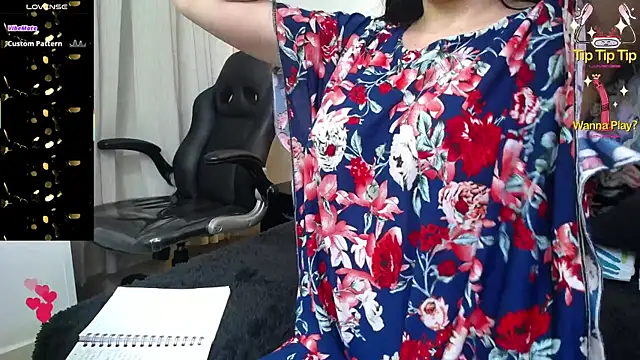 Snapshot of _tamara_priya_ chatting on May 5, 11:51 am tamara priya online show from May 5, 11:51 am