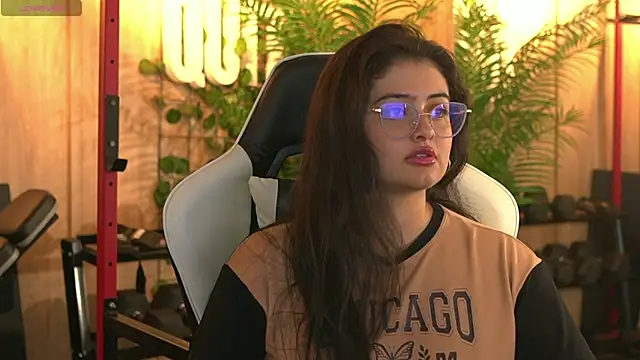 Snapshot of Madison_Flame chatting on May 26, 7:21 pm Madison Flame online show from May 26, 7:21 pm