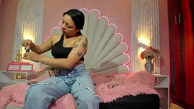 Katemos st online show from July 7, 1:37 pm