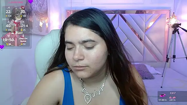 Laurha  online show from July 16, 7:31 pm