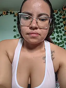 Snapshot of marulanda1822 chatting on July 1, 7:13 pm marulanda1822 online show from July 1, 7:13 pm