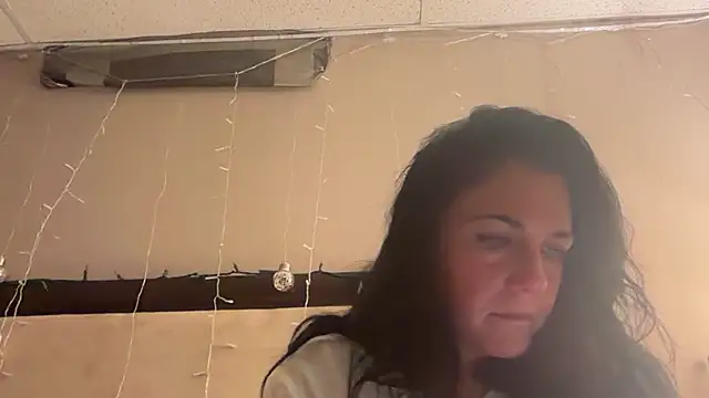 Snapshot of cum2medaddy2 chatting on July 13, 9:56 am cum2medaddy2 online show from July 13, 9:56 am