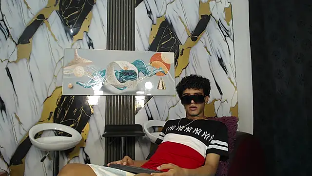 Snapshot of GOLDEN_2026 chatting on May 27, 7:22 pm GOLDEN 2026 online show from May 27, 7:22 pm