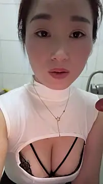 Snapshot of JJ8521 chatting on July 30, 4:06 pm JJ8521 online show from July 30, 4:06 pm
