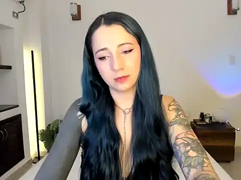 EvangelineLoveee online show from July 15, 8:47 pm