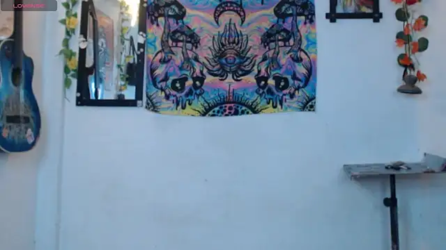 Snapshot of bastethott chatting on July 28, 11:17 am bastethott online show from July 28, 11:17 am