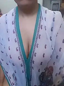spicydalou3a online show from June 25, 8:30 am