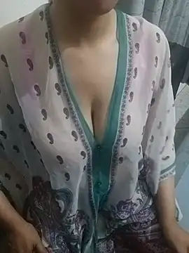 spicydalou3a online show from July 2, 8:37 pm