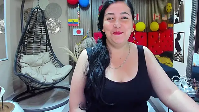 BBWLuxuryMuse online show from July 17, 11:28 am