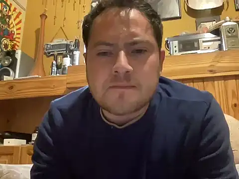 alecsgzz online show from May 3, 11:55 pm