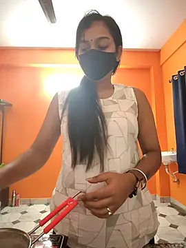 Snapshot of Menaxi_Baby7 chatting on June 19, 4:11 pm Menaxi Baby7 online show from June 19, 4:11 pm