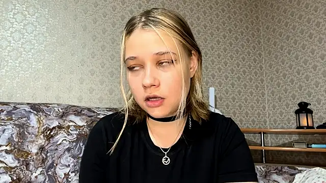 Snapshot of HildeConery chatting on June 13, 1:31 pm HildeConery online show from June 13, 1:31 pm