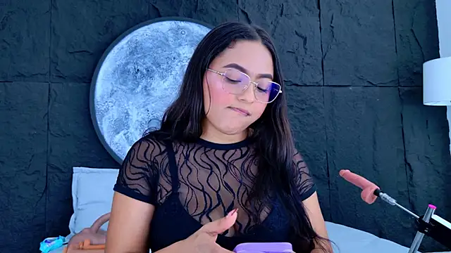 Snapshot of JessiBannkss chatting on June 18, 12:31 pm JessiBannkss online show from June 18, 12:31 pm