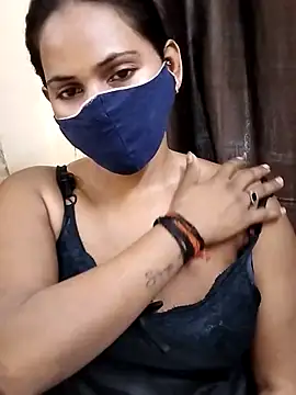 Snapshot of Roji_bha chatting on July 7, 6:47 am Roji bha online show from July 7, 6:47 am