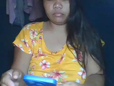 MommyKaye30 online show from June 12, 6:40 pm