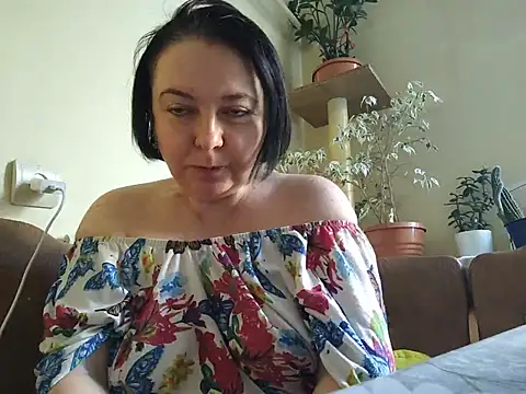 EmmaEmmy40 online show from July 17, 4:12 pm