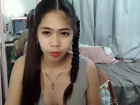 Snapshot of pretty_cheng21 chatting on May 14, 12:12 pm pretty cheng21 online show from May 14, 12:12 pm