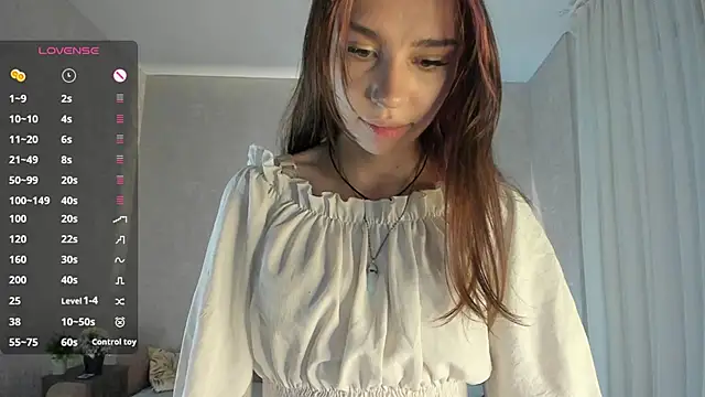 Snapshot of DelcieDegeorge chatting on June 3, 6:57 pm DelcieDegeorge online show from June 3, 6:57 pm