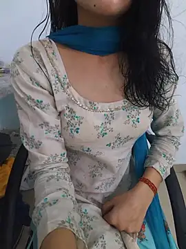 Snapshot of zoya_baby_ chatting on July 2, 4:29 am zoya baby online show from July 2, 4:29 am