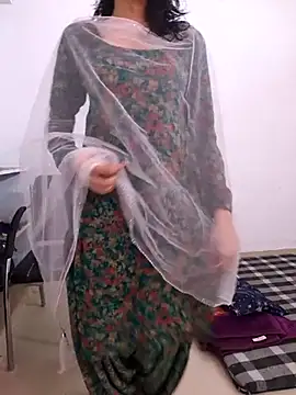 Snapshot of zoya_baby_ chatting on July 11, 4:04 am zoya baby online show from July 11, 4:04 am
