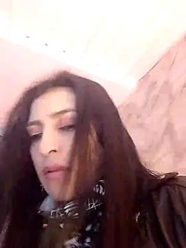 Snapshot of Jaadewest chatting on June 24, 10:58 am Jaadewest online show from June 24, 10:58 am