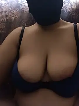 Luna120 online show from July 3, 3:51 pm