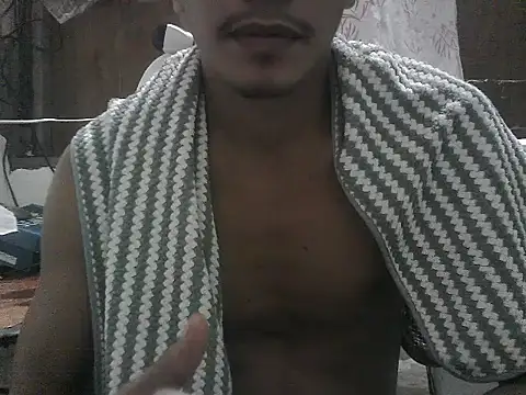 Daddyyum 12 online show from May 19, 5:41 pm