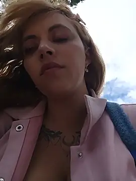 Isabella  Risky online show from August 7, 7:49 pm