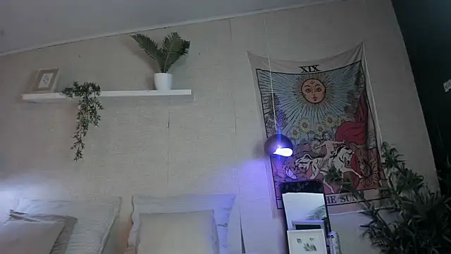 Snapshot of Honey_Sofi chatting on June 27, 12:22 pm Honey Sofi online show from June 27, 12:22 pm