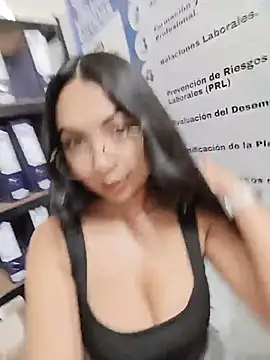 Snapshot of JENNIFER__03 chatting on June 27, 4:45 pm JENNIFER 03 online show from June 27, 4:45 pm