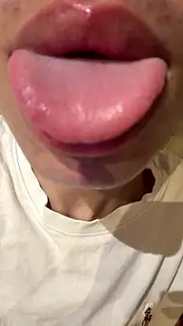 hotlips2026 online show from June 26, 10:47 pm