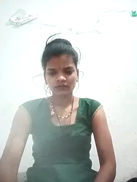 Snapshot of Student_garl_1 chatting on May 4, 8:38 pm Student garl 1 online show from May 4, 8:38 pm