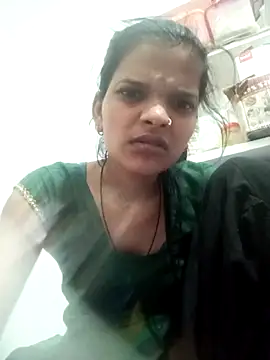 Snapshot of Student_garl_1 chatting on May 8, 4:12 pm Student garl 1 online show from May 8, 4:12 pm