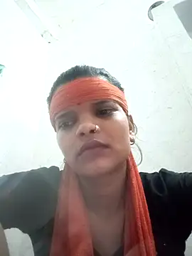 Snapshot of Student_garl_1 chatting on May 10, 6:57 pm Student garl 1 online show from May 10, 6:57 pm