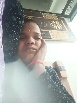 Snapshot of Student_garl_1 chatting on May 30, 11:46 pm Student garl 1 online show from May 30, 11:46 pm