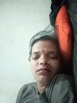 Snapshot of Student_garl_1 chatting on June 5, 10:59 pm Student garl 1 online show from June 5, 10:59 pm