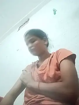 Snapshot of Student_garl_1 chatting on June 9, 12:11 am Student garl 1 online show from June 9, 12:11 am