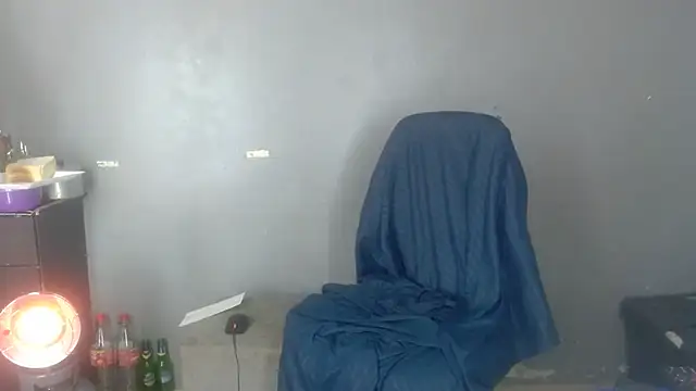 Bustyboobs1986xXx online show from July 29, 6:50 pm