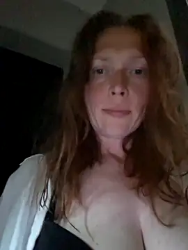 Snapshot of MillaSmileX chatting on June 2, 6:43 pm MillaSmileX online show from June 2, 6:43 pm