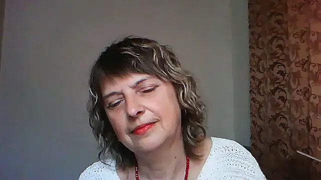 ElizabethGorden online show from May 6, 1:38 pm