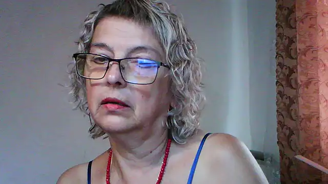 ElizabethGorden online show from August 6, 5:42 am