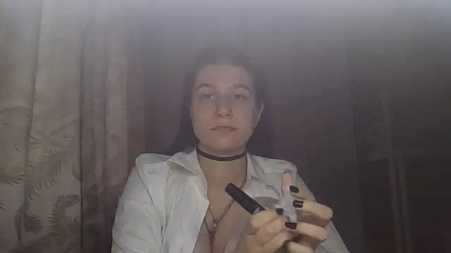 Snapshot of GrayceDeclet chatting on June 16, 1:36 pm GrayceDeclet online show from June 16, 1:36 pm