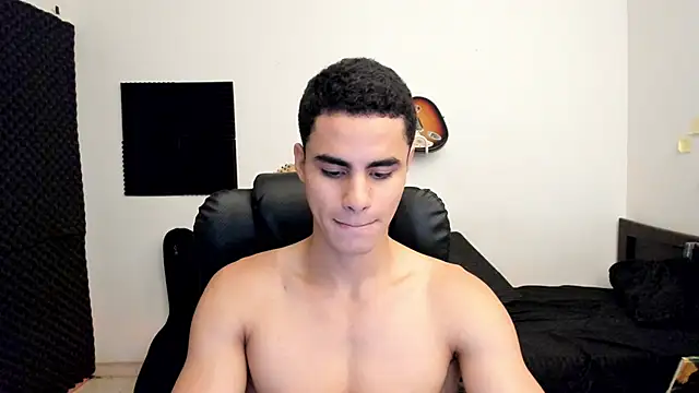 Snapshot of chicozen chatting on June 2, 2:08 pm chicozen online show from June 2, 2:08 pm