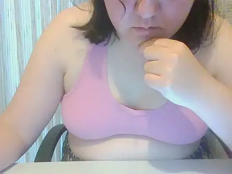 IsabellaJacobs online show from May 20, 4:24 pm