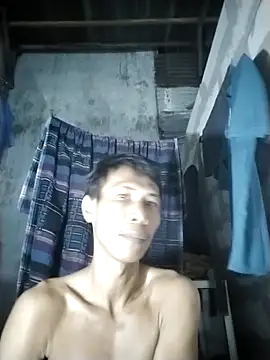 Snapshot of TopModel88 chatting on May 15, 12:23 pm TopModel88 online show from May 15, 12:23 pm