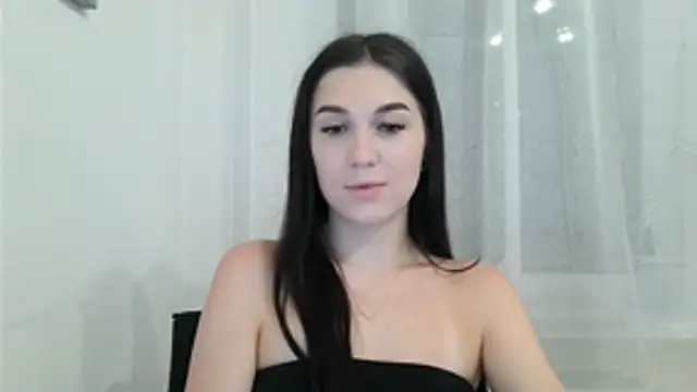 Snapshot of Katiee_Foxi chatting on July 28, 8:52 pm Katiee Foxi online show from July 28, 8:52 pm