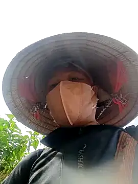 YeuAnhbigcock online show from June 28, 1:44 am