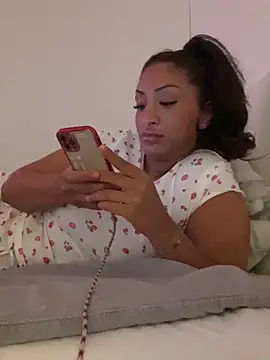 Snapshot of juicyprincess66 chatting on June 6, 7:51 pm juicyprincess66 online show from June 6, 7:51 pm